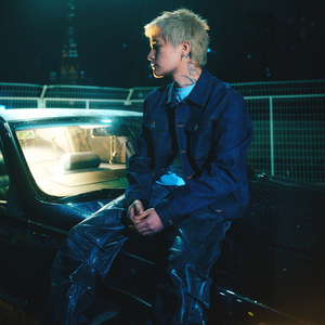 叶山小百合的《妈妈,别哭》
