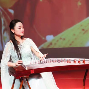 叶山小百合的《妈妈,别哭》
